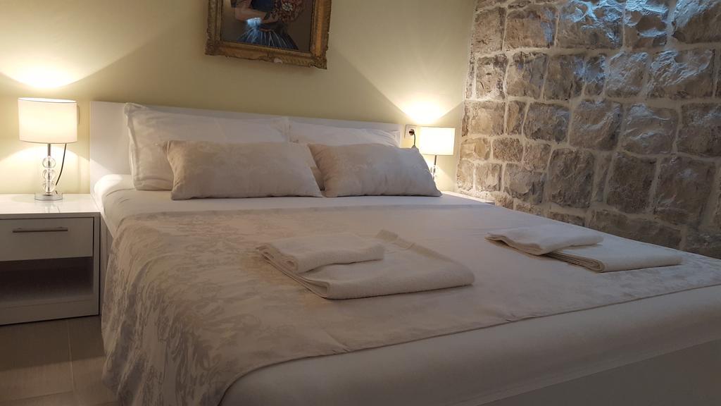 Rooms Valentino Split Eksteriør billede