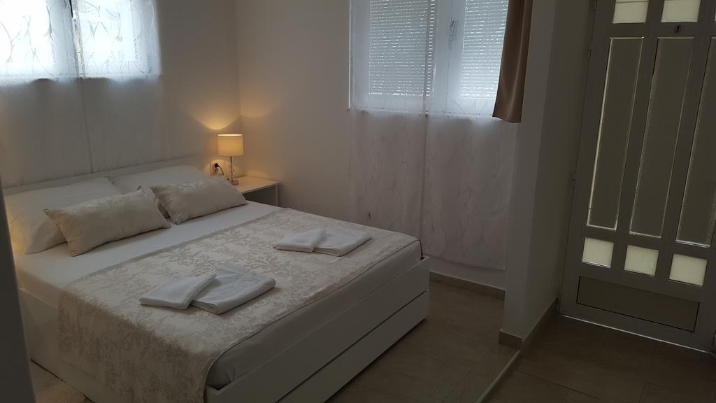 Rooms Valentino Split Eksteriør billede