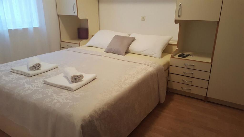 Rooms Valentino Split Eksteriør billede